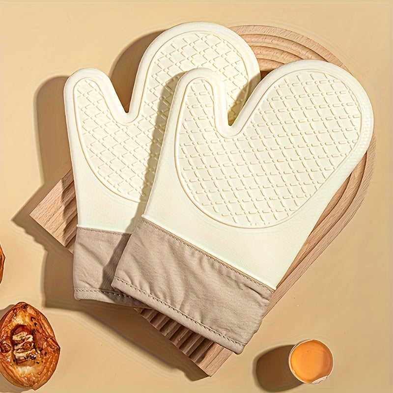 Two Oven Mitts Kitchen Heat Insulation Anti-scald Gloves Baking Thickened Silicone High Temperature Microwave Oven Mitts Non-slip