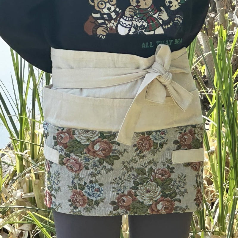 Garden Apron for Woman Serve Apron Cute Flora Half Apron with 8 Pockets Valentines Gift for Mom Wife Girlfriend,  Stylish Apron, Feminine Design, Comfortable Wear, Durable Fabric, Practical Apron, Functional Apron, Wife Gift, Girlfriend Gift